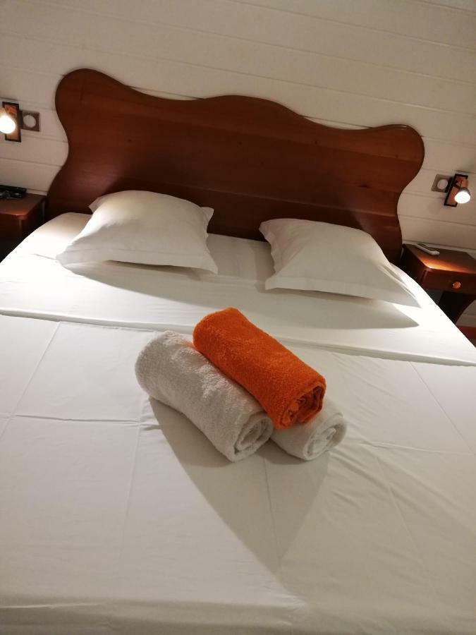 Residence Clementine Villa Passion Grand-Bourg  ภายนอก รูปภาพ